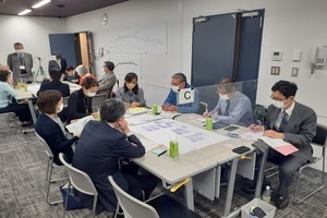 話し合いの写真1
