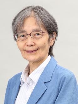 講師
