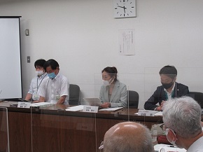挨拶する区長の様子3