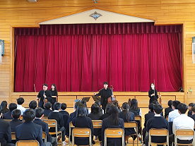 出張音楽教室の様子